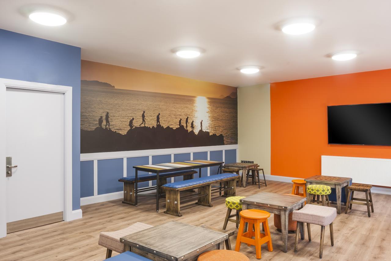 Wild Atlantic Hostel Leenaun Buitenkant foto