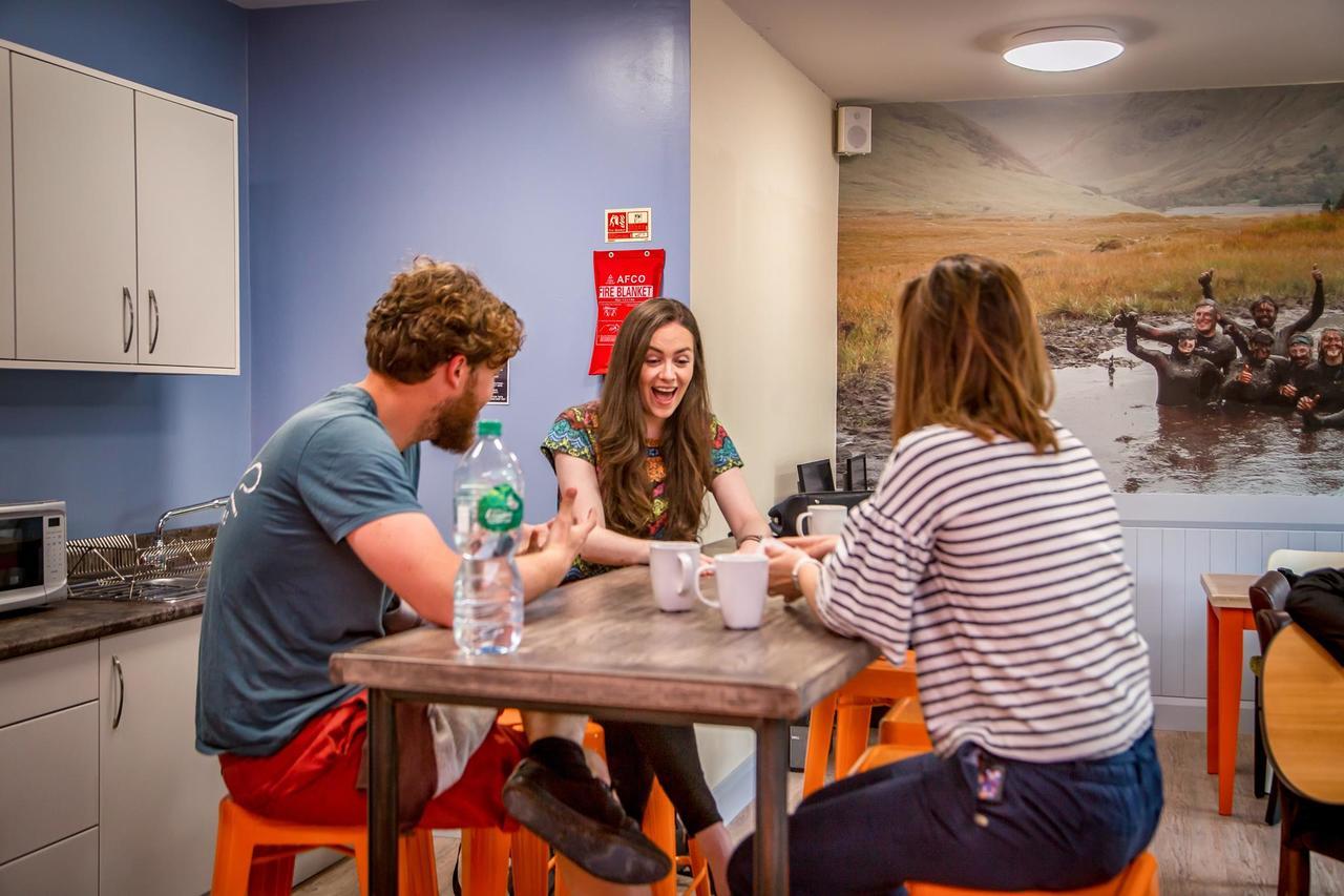 Wild Atlantic Hostel Leenaun Buitenkant foto