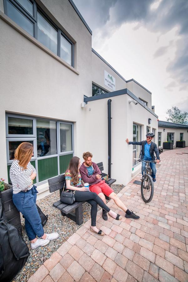 Wild Atlantic Hostel Leenaun Buitenkant foto