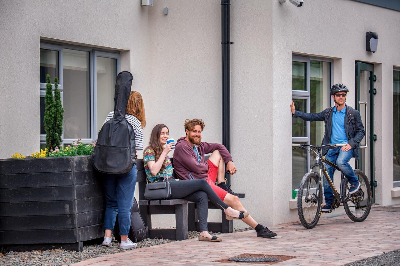 Wild Atlantic Hostel Leenaun Buitenkant foto